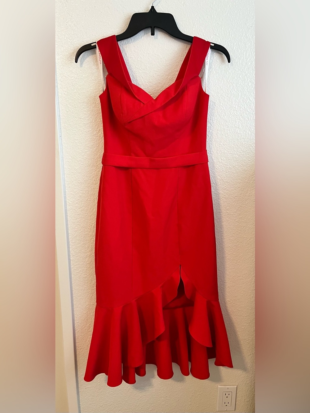 JJ’s House Red Midi Dress